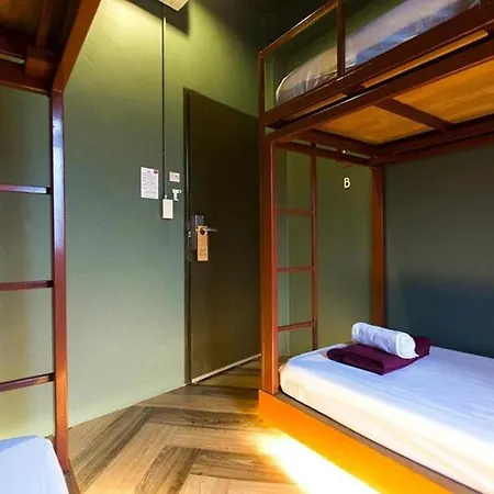 Loftel 22 Hostel Bangkok Exterior photo